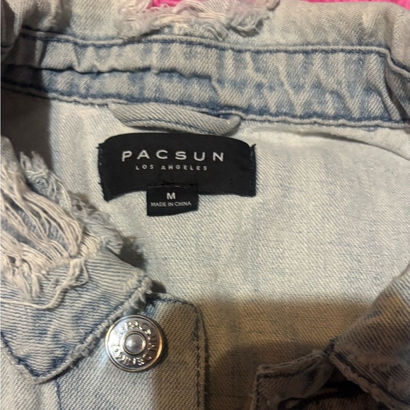 PacSun Vintage Light Blue Distressed Denim Jacket - Picture 2 of 4